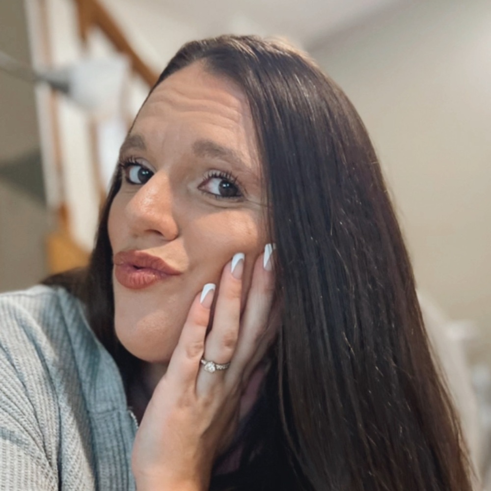 Meet your Posher, Kaila